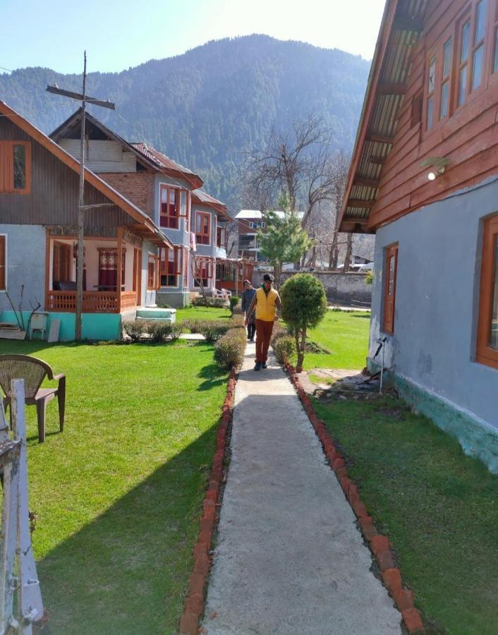 New Relax Inn, Pahalgam, 2 Km From Lidder Valley Exterior foto