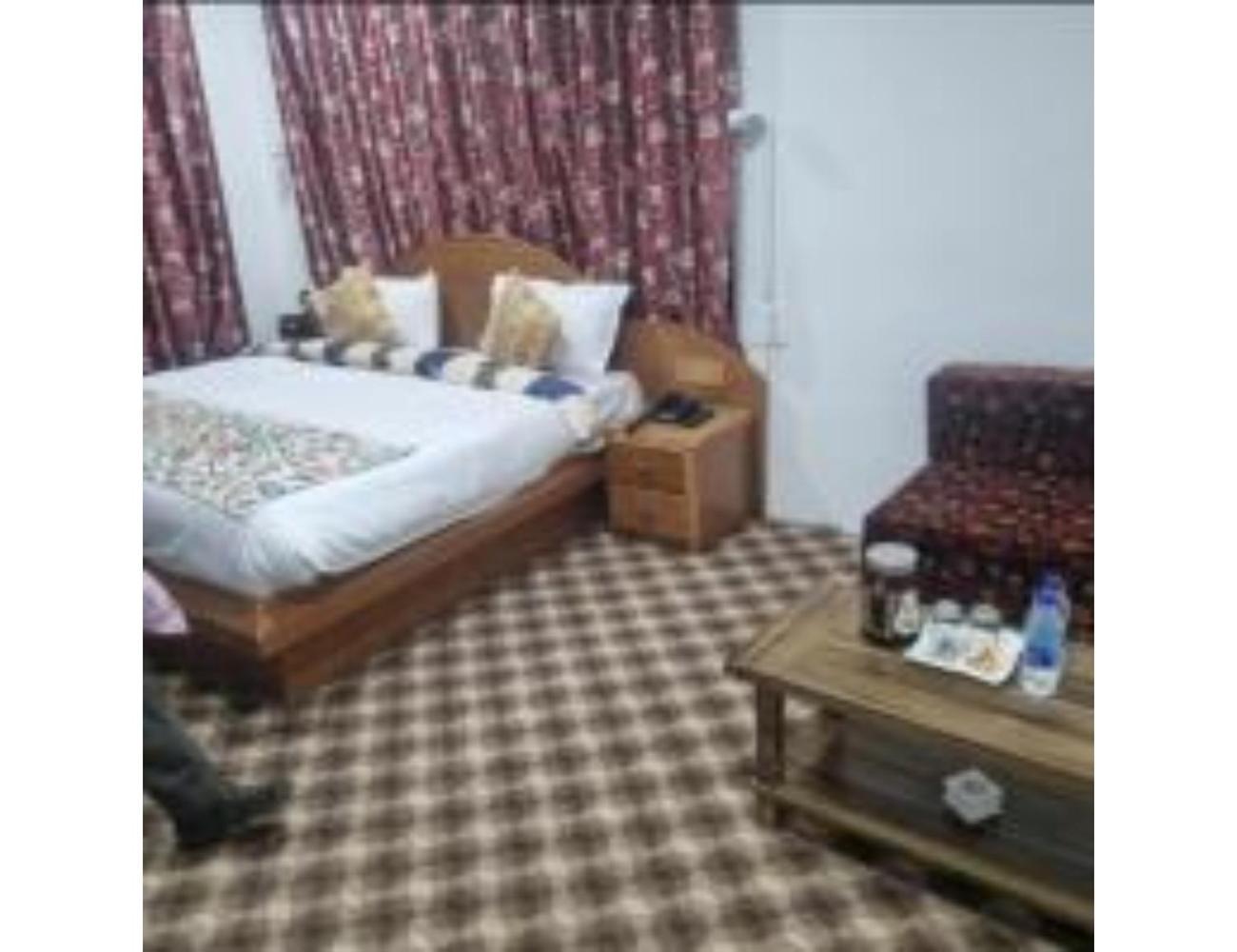 New Relax Inn, Pahalgam, 2 Km From Lidder Valley Exterior foto
